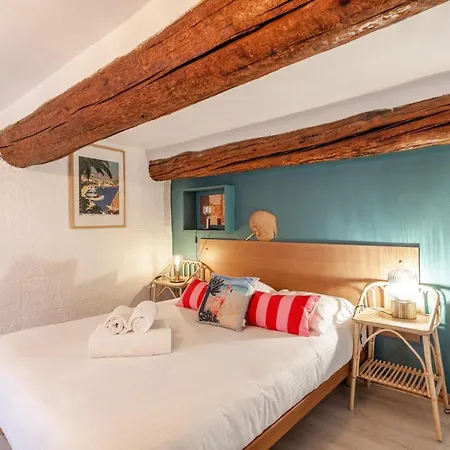 Le Cabanon Du Vieux Port